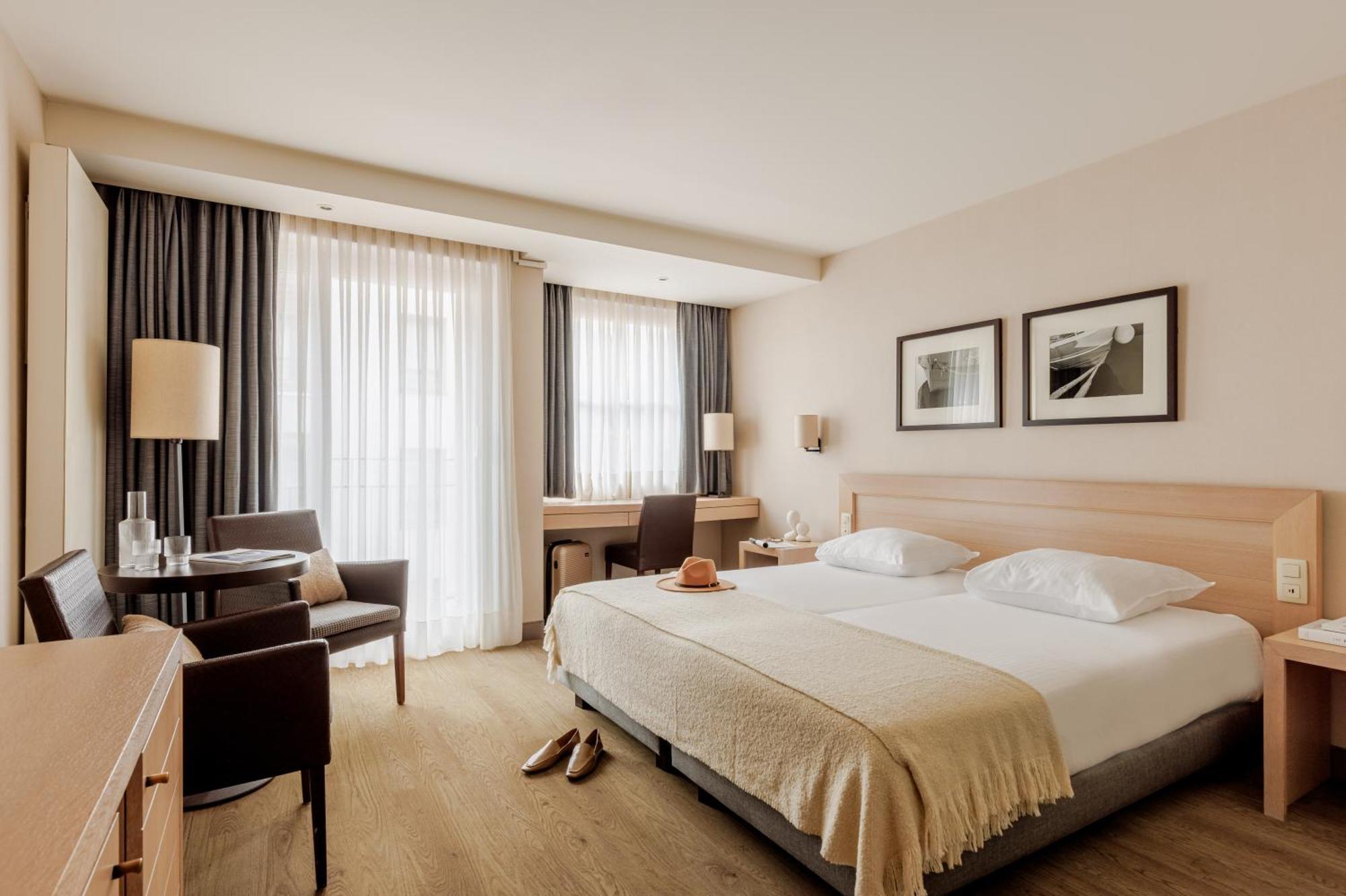Deluxe Room,1611051022:JPEG